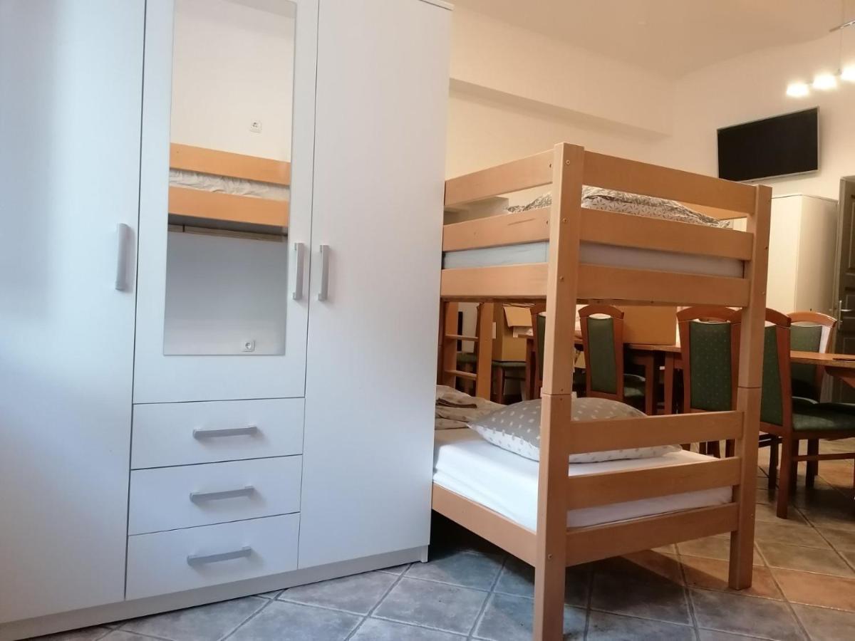 Hostel Vojnik מראה חיצוני תמונה