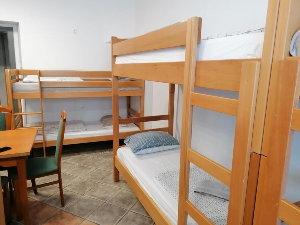 Hostel Vojnik מראה חיצוני תמונה