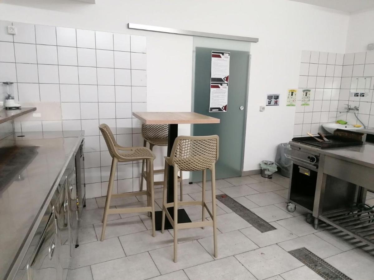 Hostel Vojnik מראה חיצוני תמונה