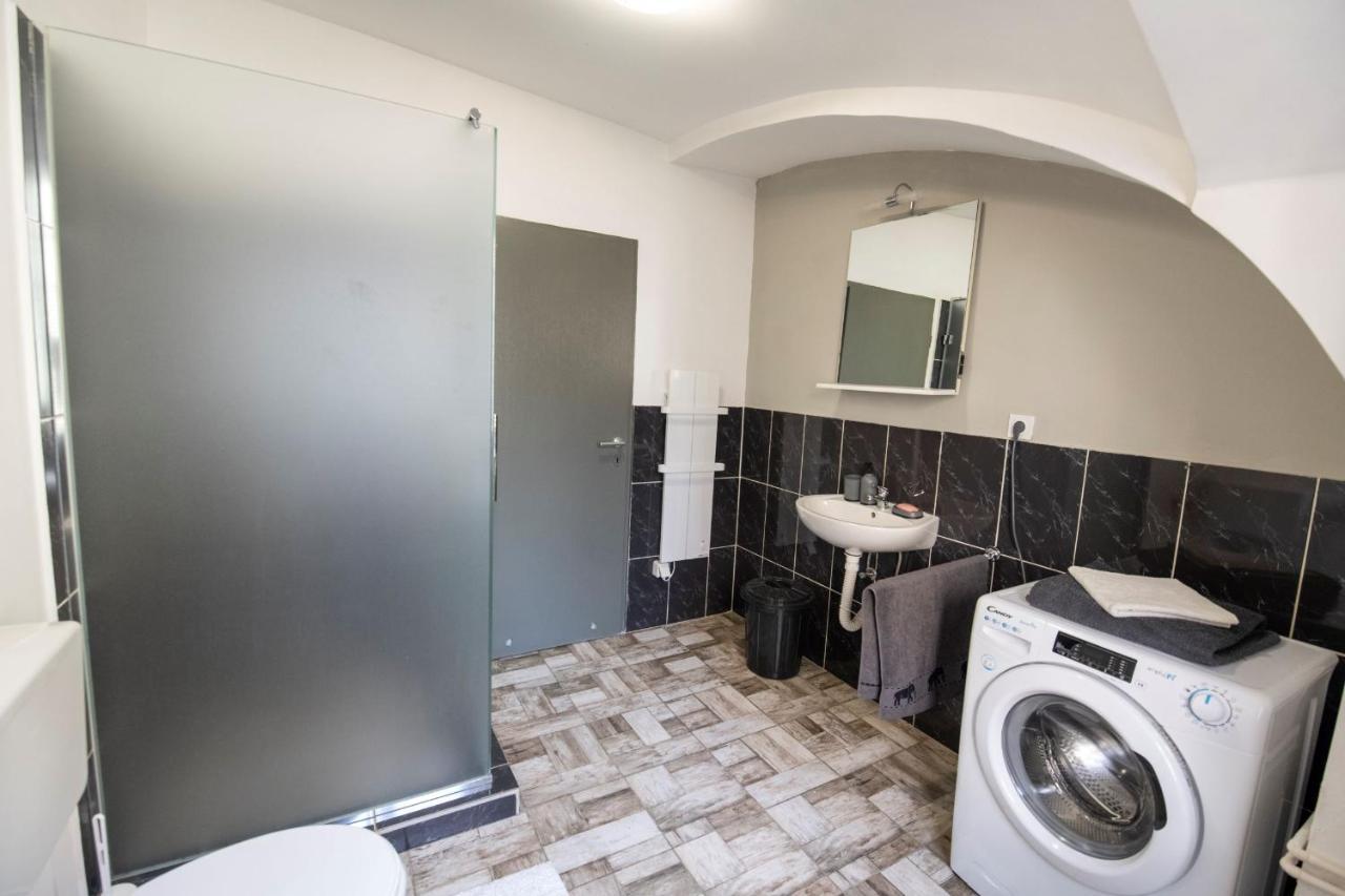 Hostel Vojnik מראה חיצוני תמונה