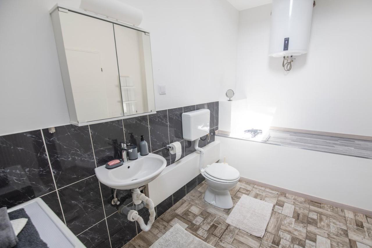 Hostel Vojnik מראה חיצוני תמונה