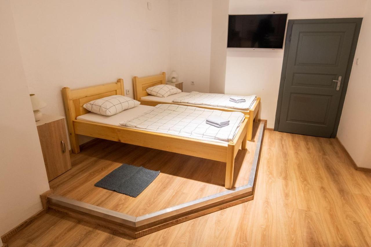 Hostel Vojnik מראה חיצוני תמונה